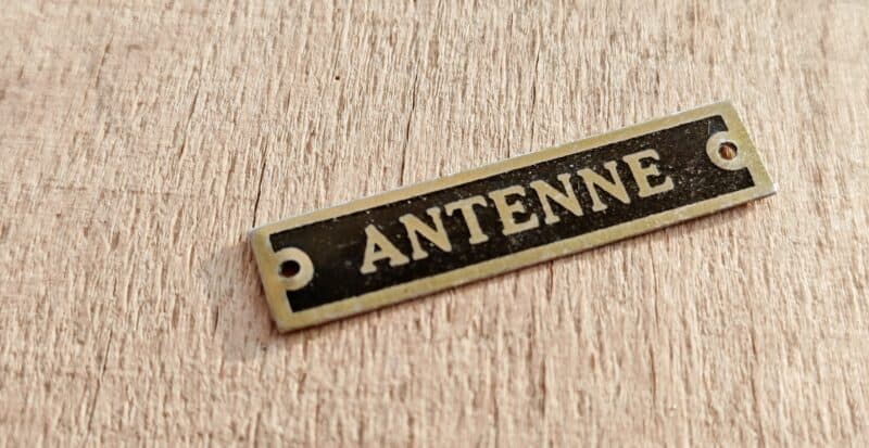 Lille messingskilt: Antenne