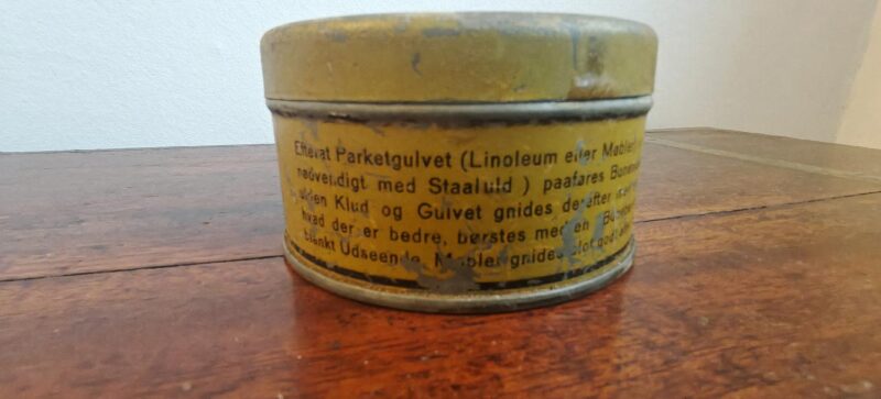 Bonevox til Parketgulve Linoleum & Møbler. Blikdåse