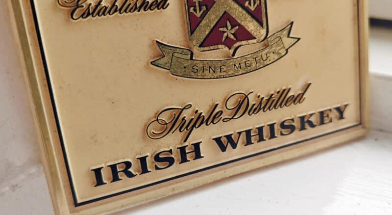 Jameson Irish Whiskey. Plastik skilt. 1970erne