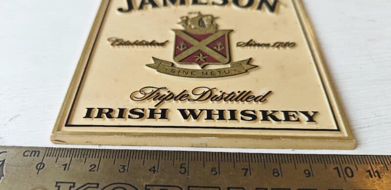Jameson Irish Whiskey. Plastik skilt. 1970erne