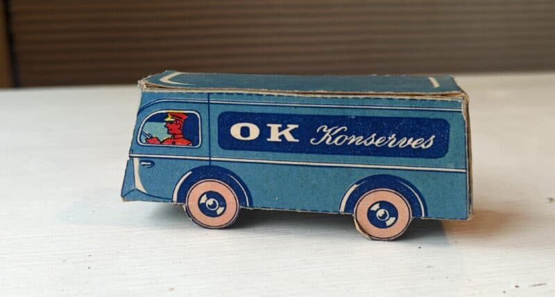 Odense Konservesfabrik. OK Konserves. Papbus